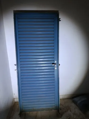 Porta veneziana reforçada chapa 20
