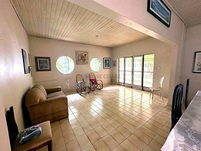 Vendo Excelente Casa comercial no Jardim Cuiabá