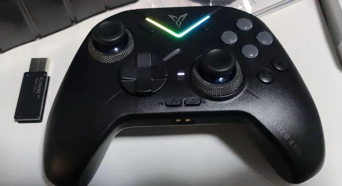 Controle Flydigi Vader 4 PRO