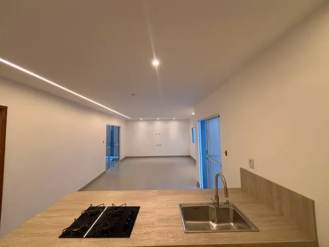 Vendo esta linda casa na cidade nova 8