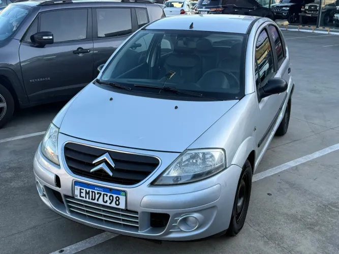 Citroen C3 GLX 1.4/ GLX Sonora 1.4 Flex 8V 5P 2010