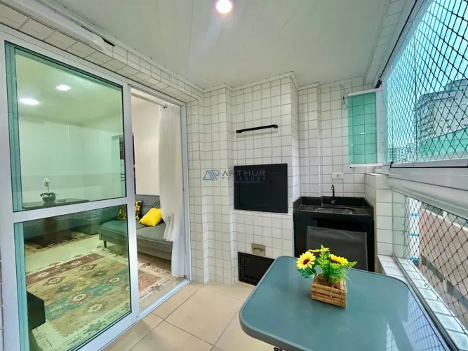 Apartamento à venda em Praia Grande - varanda gourmet, mobiliado a 300m da praia
