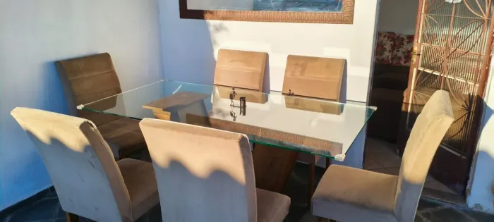 Mesa 6 cadeiras com tampo de vidro