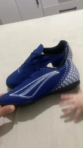 Vende-se chuteira society original da marca penalty