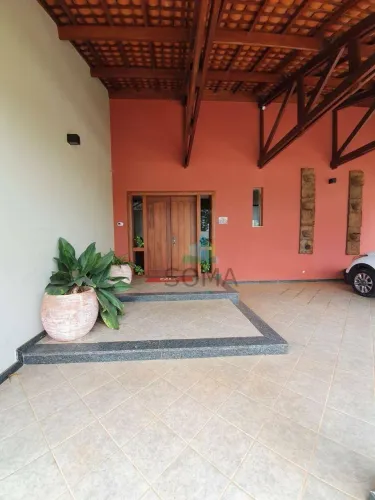 Casa Comercial ou Residencial à Venda com 500 m² de Construção por R$ 3.710.000  Parque Ta