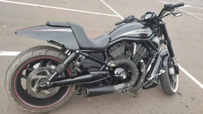 Harley davidson v-rod 2013 edição especial. 