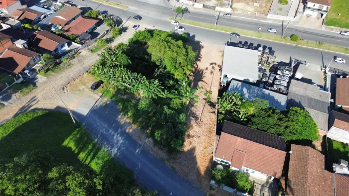 Vendo terreno eixo sul troco por carros