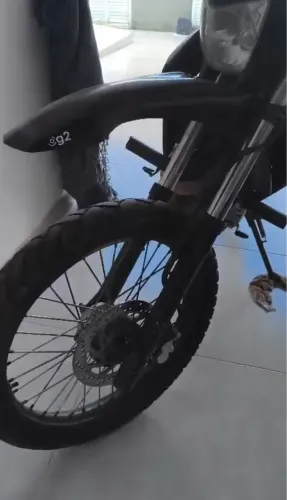 MOTO LANDER 250