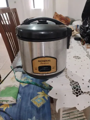Panela elétrica mondial