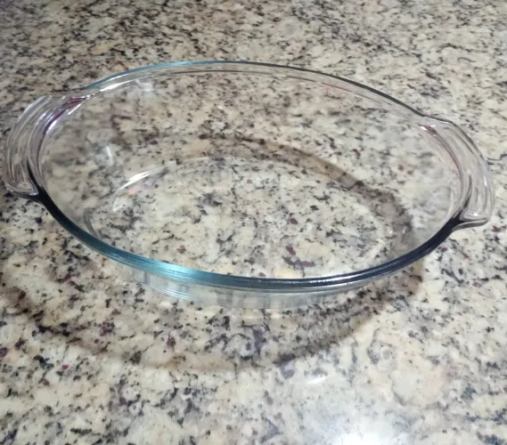 Vende-se Travessa De Vidro (Oval) 4 Litros