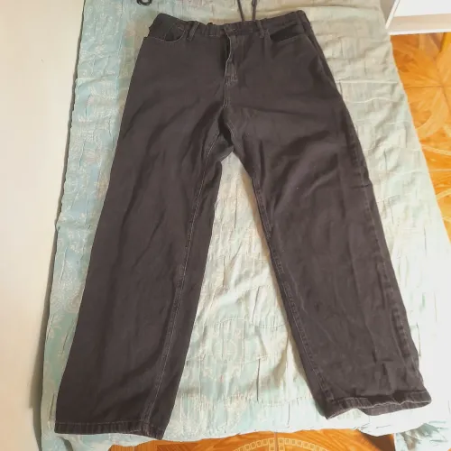Calça baggy