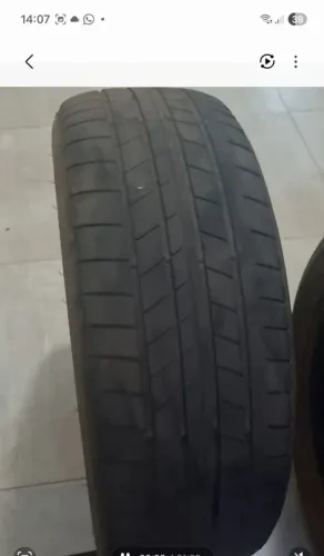 Pneu 225/55 R18