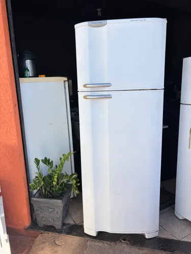 Geladeira Electrolux (entrego )
