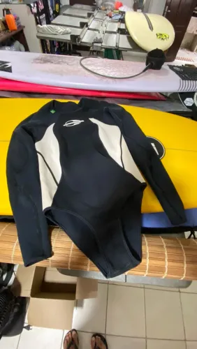 Maiô de Neoprene Feminino M