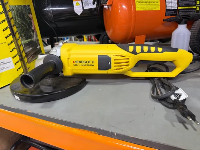 Esmerilhadeira 2000w 9 pol 60HZ MEE Menegotti 40760108