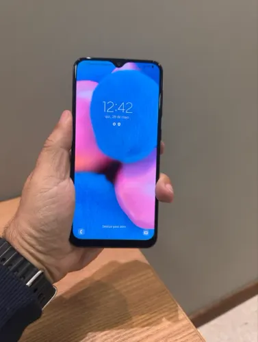 SAMSUNG A30s