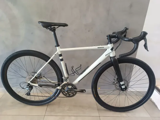 Bicicleta Gravel White Lite Tamanho M