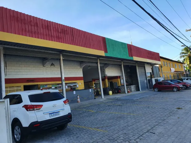 Salas Comercial para Aluguel com 90m² em Portão - Lauro de Freitas -BA