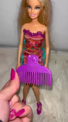 Barbie cabeleireira RESERVADA