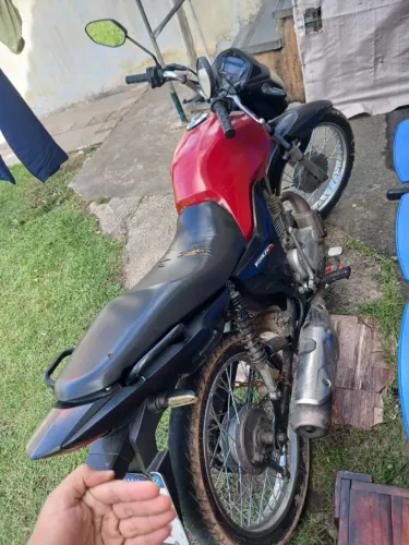 Fan 125 já moto muito boa motor zero