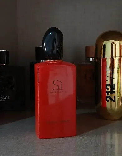 Perfume importado de 1° linha Si Passionne 100ml