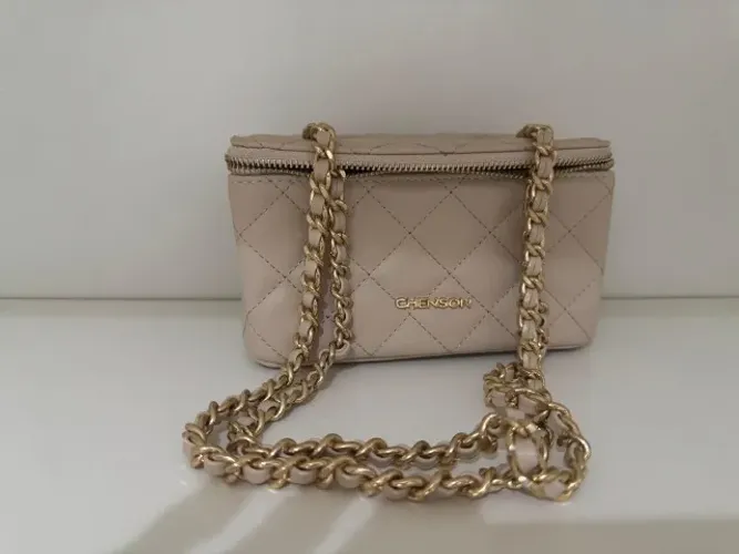 Bolsa transversal com aviamento - Chenson