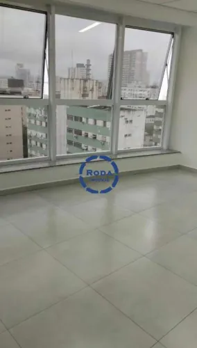 Conjunto Comercial Sala Reformada em Edifício Empresarial, Santos SP