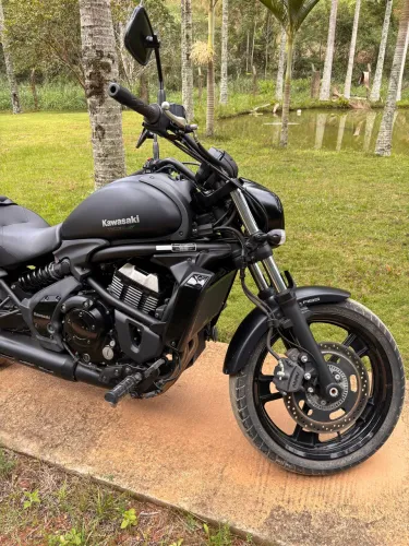 Vulcan 650 S - Baixa quilometragem e único dono