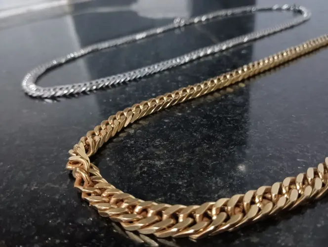 CORDÃO DE OURO E PRATA