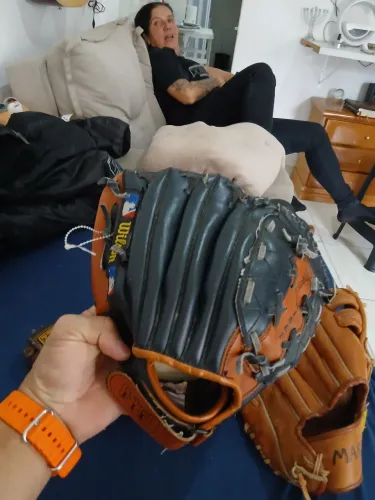 Luvas de baseball americanas Wilson.