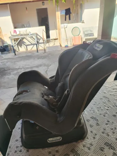 CADEIRINHA PARA CRIANÇA 