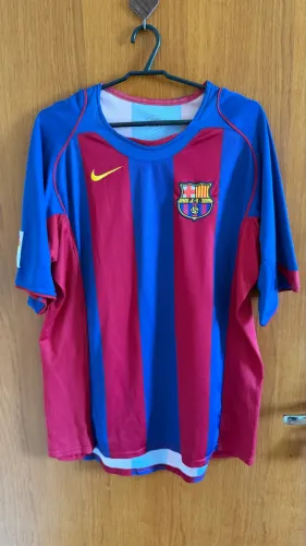 Camisa Barcelona Ronaldinho 2004/2005