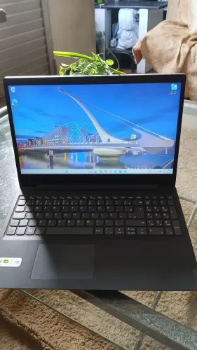 Notebook Lenovo BS145-15IIL (Intel Core i5 de 10ª Geração)