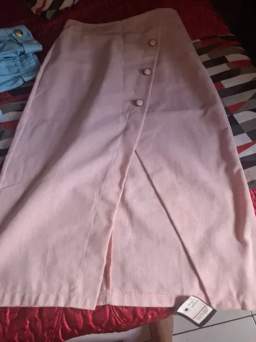 Saia Midi em linho