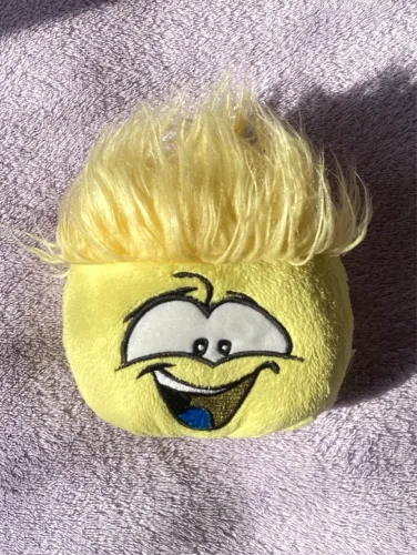Pelúcia Club Penguin Puffle Amarelo Original Disney
