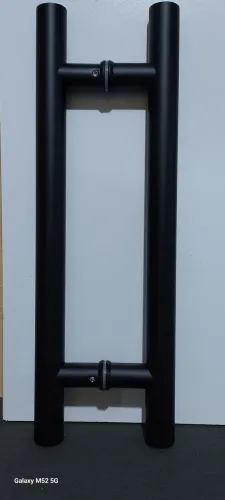 Puxador preto