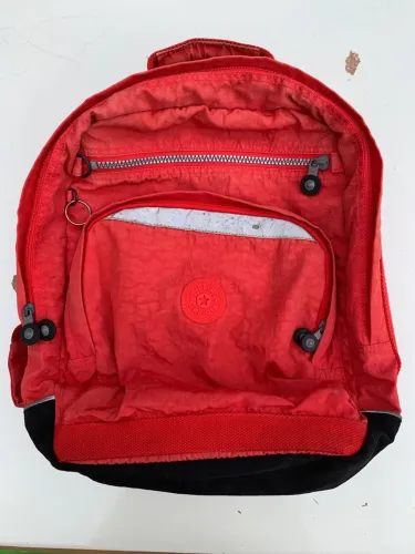 mochila estudantil kipling original usada vermelha