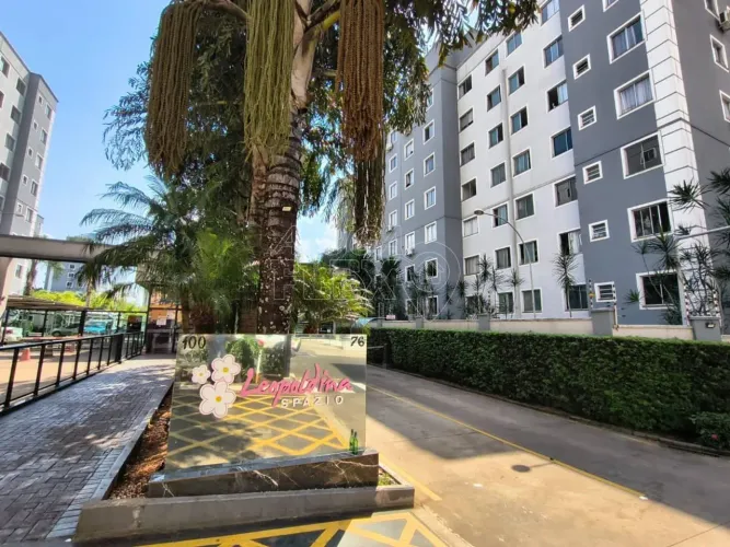 Apartamento para alugar com 56 m² por R$1.800,00