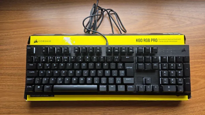 Teclado gamer k60 corsair rgb pro - oportunidade!