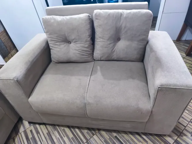Sofá 2 lugares