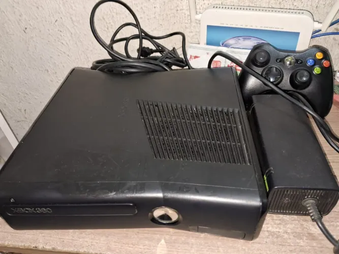 Xbox 360 desbloqueado HD500gb ,HDMI, fonte ,controle original