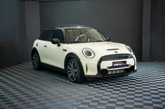 Mini Cooper 2.0 16V Twinpower Gasolina S 2P Steptronic 2023