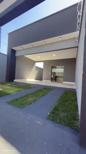 Casa para Venda em Trindade, Setor Jardim Marista, 3 dormitórios, 1 suíte, 2 banheiros, 3 