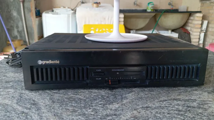 PM 80 POWER REVISADO DETALHE EM UMA DAS TRAVAS FRONTAL NO ESTADO 