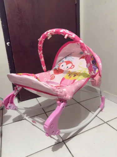 Cadeira bouncer infantil rosa - ótimo estado, indicada até 13 kg