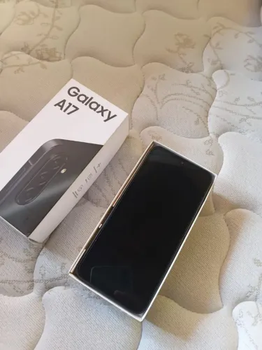 Samsung A17 256GB novo