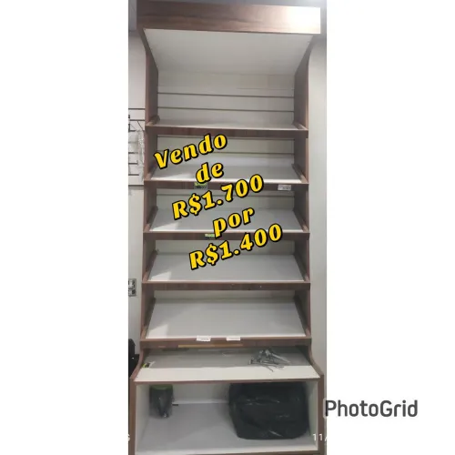 Expositor para pães e biscoitos