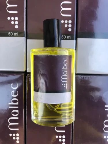 Perfume malbec amadeirado