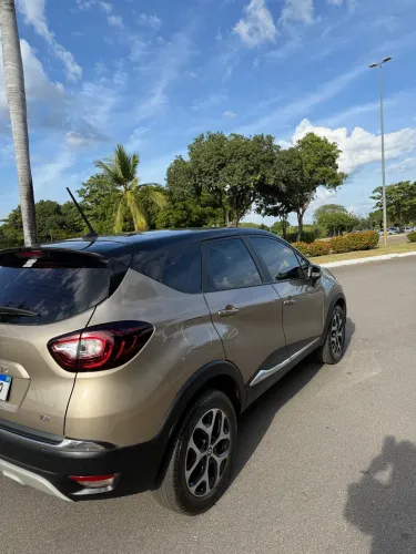 Renault Captur Intense 1.3 TB 16V Flex 5P AUT 2022
