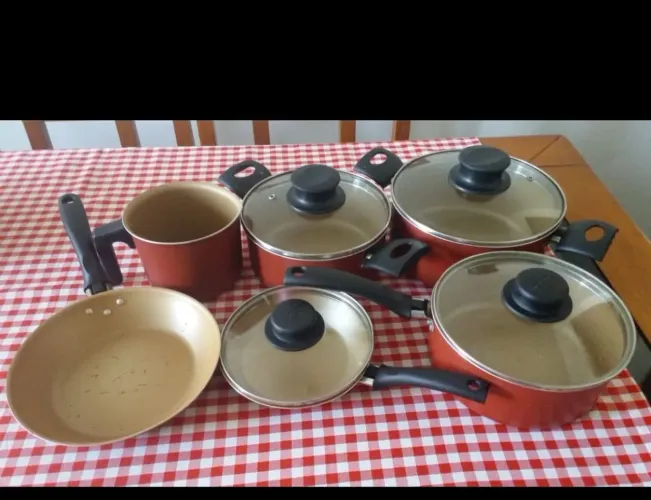 Conjunto de panelas